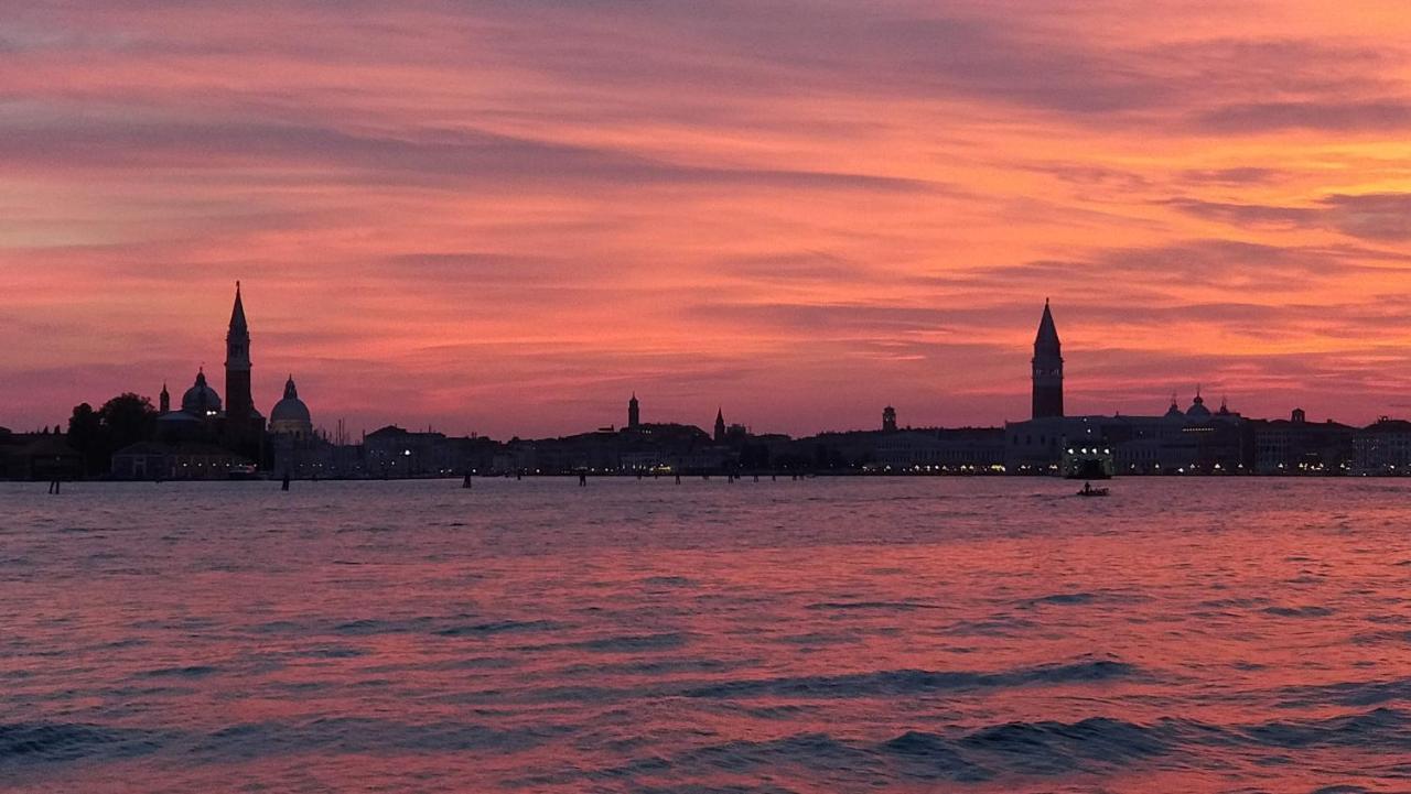 Porte Di Venezia, Tessera Aeroporto فافارو فينيتو المظهر الخارجي الصورة